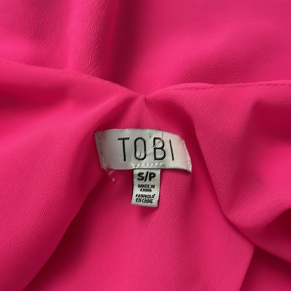 Tobi Neon Pink Deep-V Sleeveless Dress - Picture 6 of 6